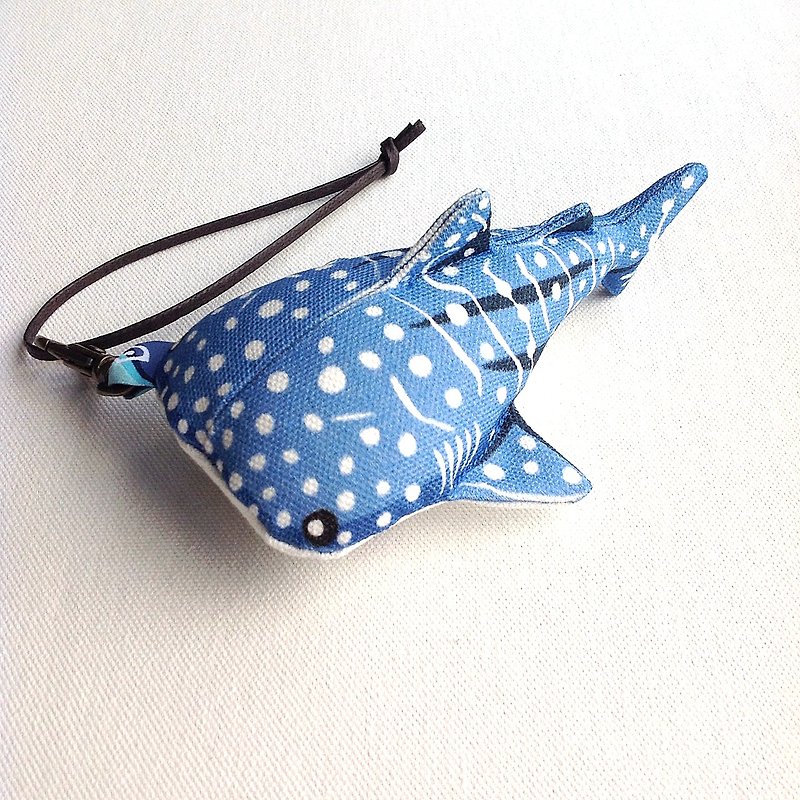 设计款WS157 - 【纯棉帆布】鲸鲨造型小吊饰 - 吊饰 - 棉．麻 蓝色