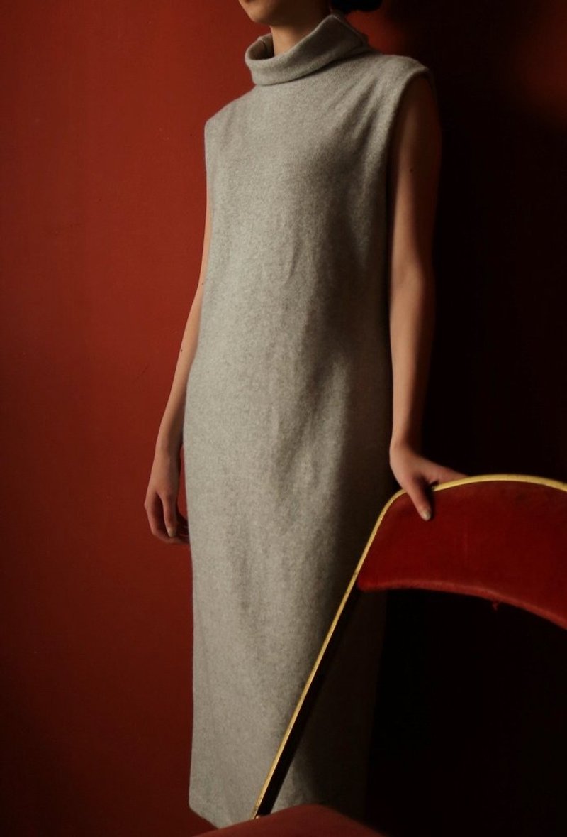 Ava Dress 高领cashmere羊毛针织背心洋装 现货请私讯 - 洋装/连衣裙 - 羊毛 灰色
