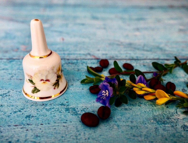 英国瓷制花卉可爱小铃铛 B款  - 摆饰 - 瓷 
