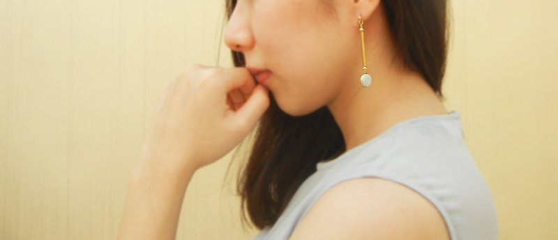 *coucoubird*黄铜管优雅细长耳环 - 耳环/耳夹 - 其他金属 金色