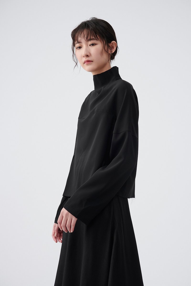 TRAN - 高领盒褶衫 - 女装上衣 - 聚酯纤维 黑色