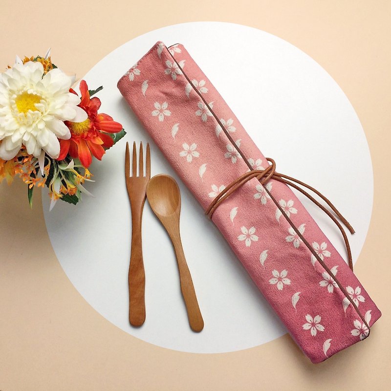 【定制化礼物】两用餐具收纳袋 Cherry blossoms 餐垫 餐具包 - 餐垫/桌巾 - 棉．麻 粉红色