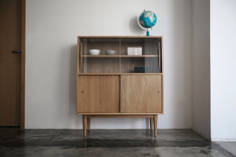 斜面设计实木玻璃柜 (两种尺寸) - 衣柜/鞋柜 - 木头 咖啡色