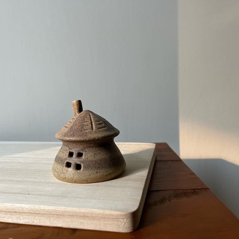 小屋蜡烛罩丨手作陶器 - 碗 - 陶 咖啡色