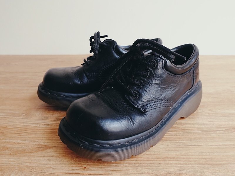 Vintage 鞋款 / Dr.Martens 马汀大夫 / 皮鞋 no.12 - 女款皮鞋 - 真皮 黑色