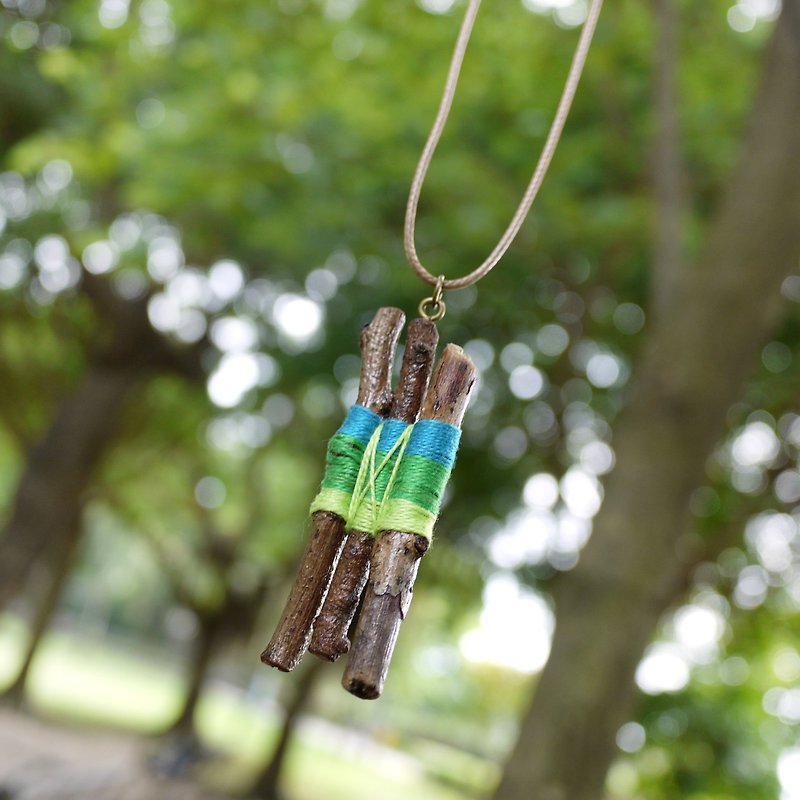 木质 树枝 自然 手工项链 颈链 Upcycling 升级再造 环保 - 青、绿、蓝 - 颈链 - 木头 绿色