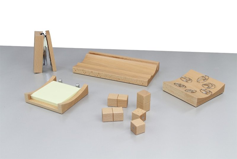 【BESTAR】 倍活五件式桌上小物 - 文件夹/资料夹 - 木头 绿色