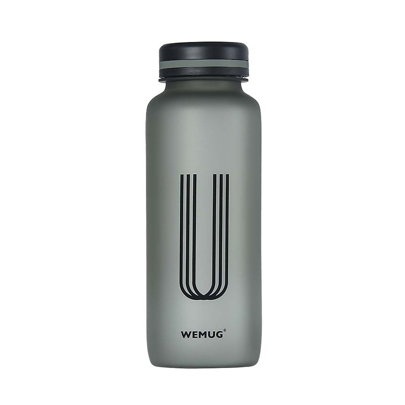 【日本畅销商品】WEMUG 设计礼物 - 雾光质感神秘 大容量 运动水瓶/水壶 (U字样款式) - 水壶/水瓶 - 塑料 黑色