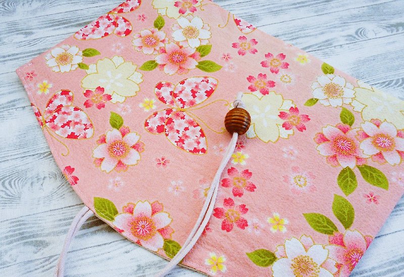 日本粉色蝴蝶樱花缩缅绑绳布卷 餐具袋 文具笔刷袋 - 其他 - 丝．绢 粉红色