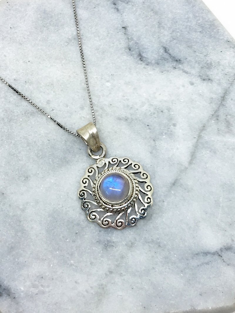 月光石925纯银曼陀罗风格项链 尼泊尔手工镶嵌制作 - 项链 - 宝石 蓝色