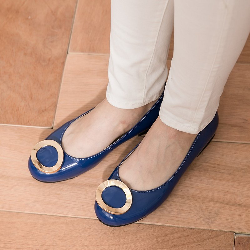 Maffeo 娃娃鞋 芭蕾舞鞋 小设计金属圈圈漆皮娃娃鞋(1220蓝宝石) - 芭蕾鞋/娃娃鞋 - 真皮 蓝色