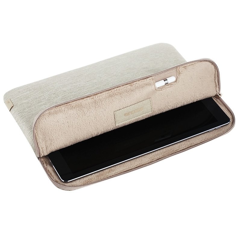 【INCASE】Slim Sleeve iPad Pro 12.9寸 防震包 附笔插槽 (卡其) - 平板/电脑保护壳 - 纸 卡其色