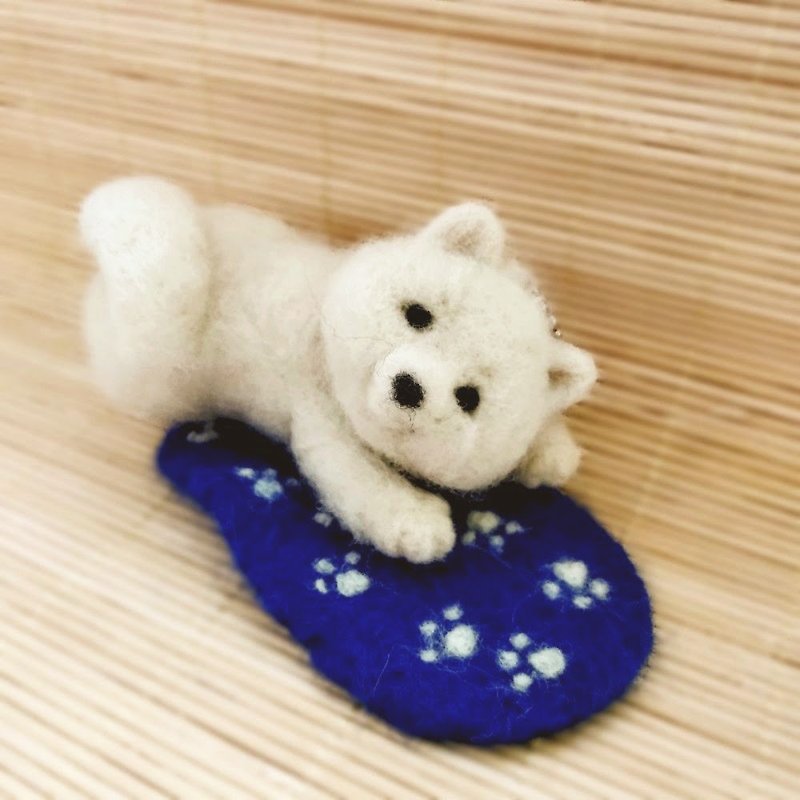 Felt toy Samoyed dog. From natural sheep wool. The size  is about 4 inch. - 玩偶/公仔 - 羊毛 白色
