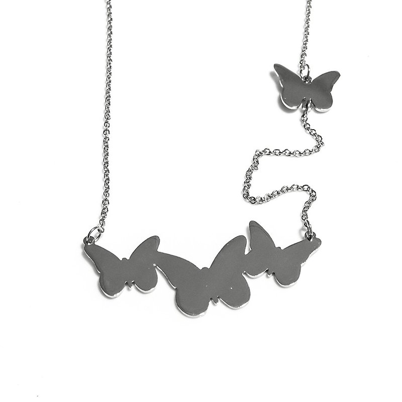 Cute abstract butterfly necklace - 项链 - 铜/黄铜 银色