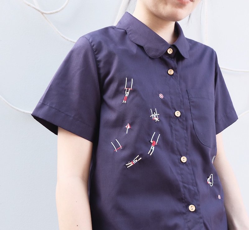 Flower Collar Shirt : Navy - 女装上衣 - 绣线 蓝色