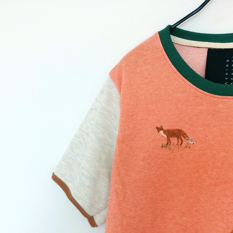 Little Foxes - Salmon Orange Color / Short Sleeve Top Shirt - 女装 T 恤 - 棉．麻 橘色