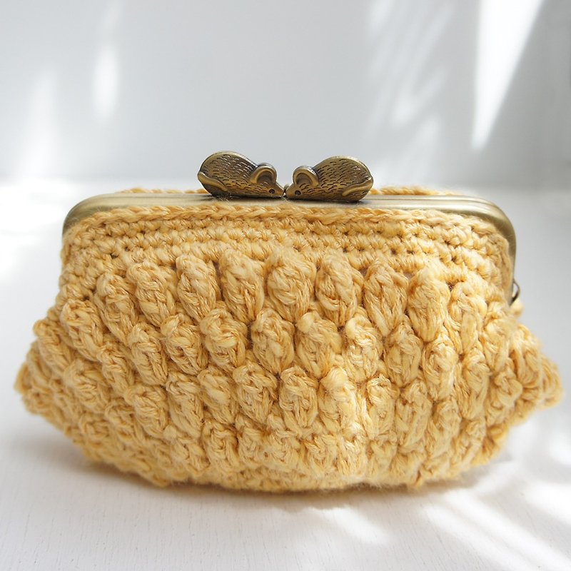 Ba-ba handmade Popcorn crochet lucky pouch No.C1099 - 化妆包/杂物包 - 其他材质 黄色
