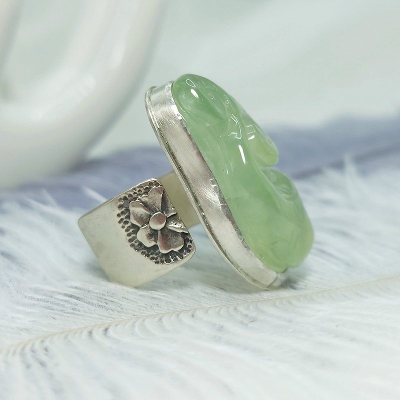 戒指 绿 葡萄石 灵芝 雕刻 花 锻敲 925银饰 手工 银戒 活动戒围 - 戒指 - 宝石 绿色