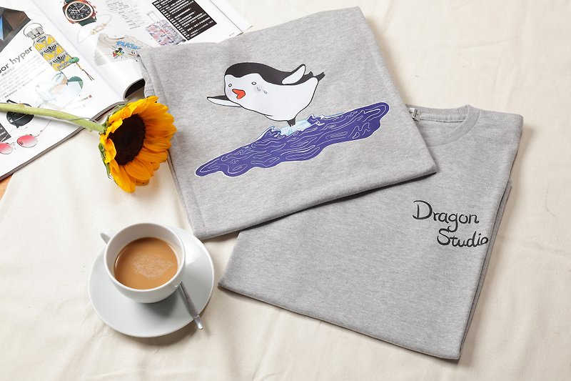 企鹅漂流记女版 - 女装 T 恤 - 棉．麻 灰色