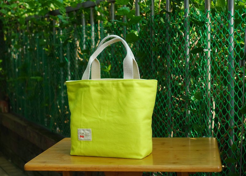 柠檬黄手提袋  到处跑    (小,S-size) - 化妆包/杂物包 - 棉．麻 绿色