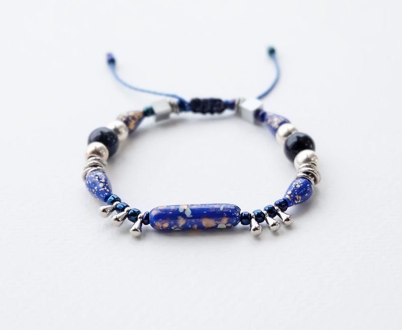 Mixed beads silver materials string bracelet in blue and black - 手链/手环 - 其他材质 蓝色