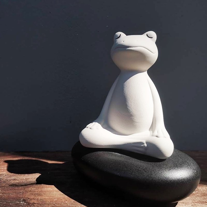 Yoga Frog Ceramic Diffuser - 花瓶/陶器 - 其他材质 黑色