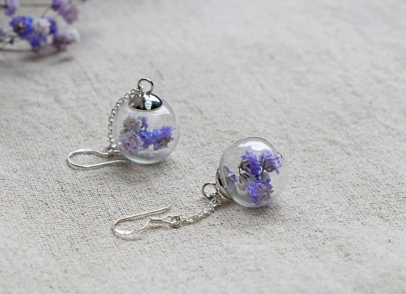 川越【 Dry Flower】玻璃花球 干燥花耳环 手作订制 - 耳环/耳夹 - 玻璃 紫色