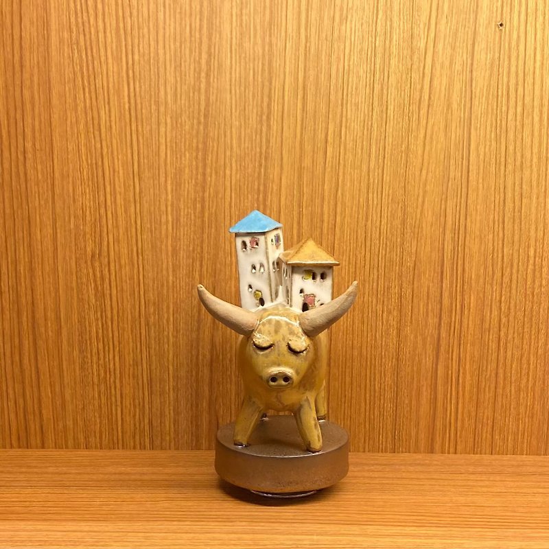 N131白房子十二生肖陶瓷音乐盒(牛) - 花瓶/陶器 - 陶 透明