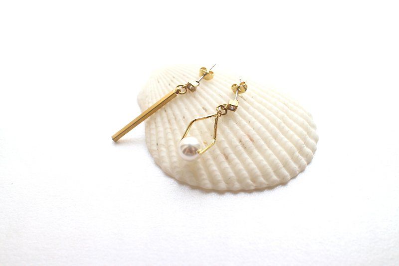 小摩登-珍珠 黄铜耳环-可改夹 - 耳环/耳夹 - 铜/黄铜 金色