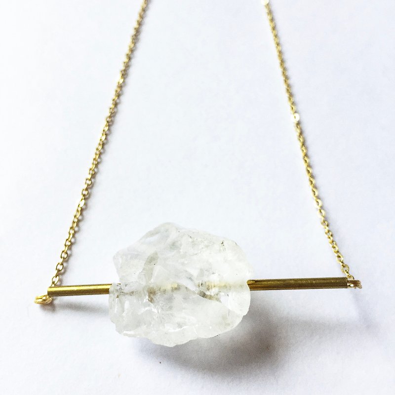 洁白纯净  白水晶 黄铜柱 颈链 - 颈链 - 宝石 白色
