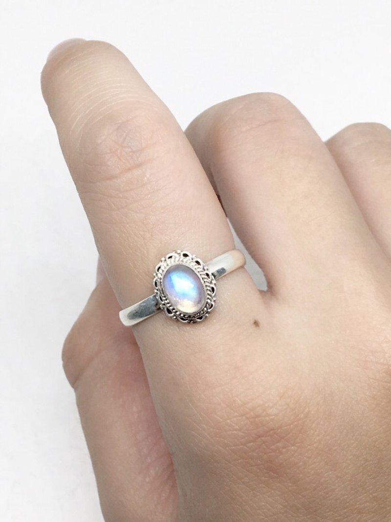 月光石925纯银蕾丝花边戒指 尼泊尔手工镶嵌制作(款式5) - 戒指 - 宝石 蓝色