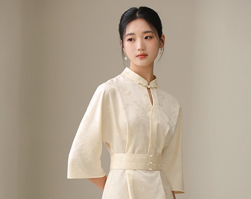 凝脂 新中式中國風 寬鬆改良立领洋裝 - 洋装/连衣裙 - 其他材质 白色