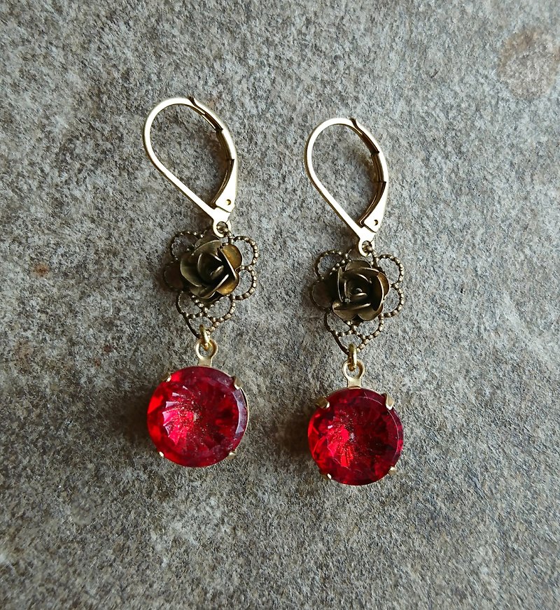 玫瑰古董红色玻璃耳环 - 耳环/耳夹 - 其他金属 红色