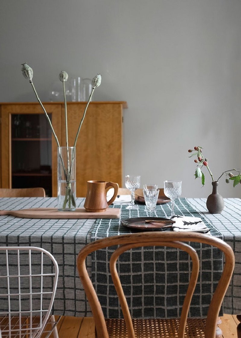 北欧设计款–格子桌巾墨绿(147X147cm)Rutig Tablecloth,Green - 餐垫/桌巾 - 亚麻 绿色