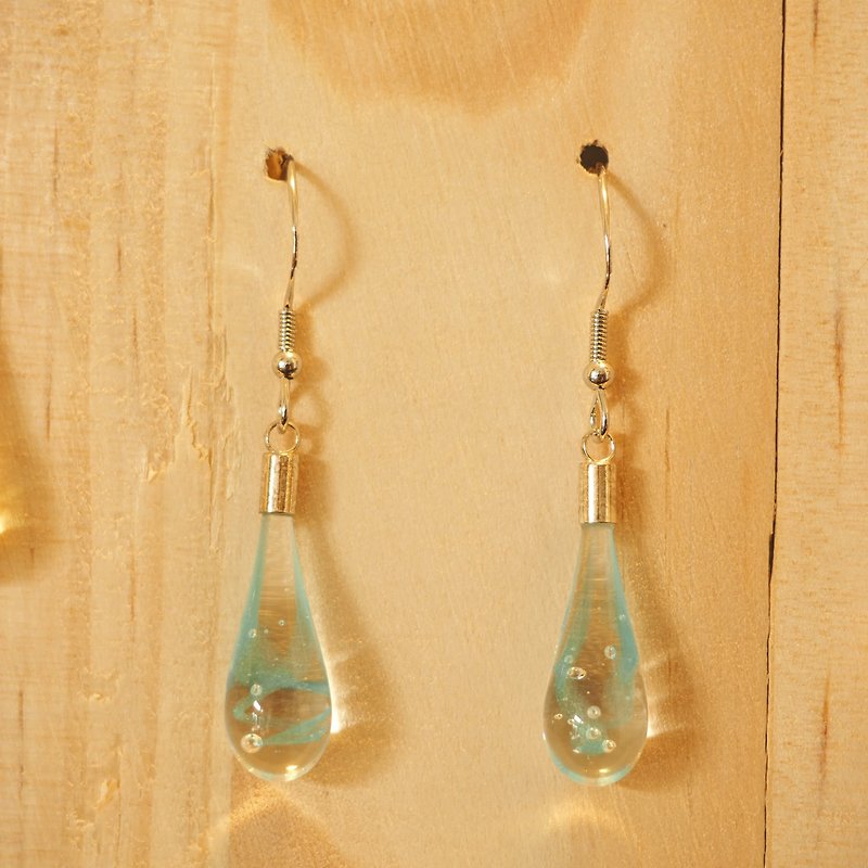 水滴型玻璃耳环 - 耳环/耳夹 - 玻璃 蓝色