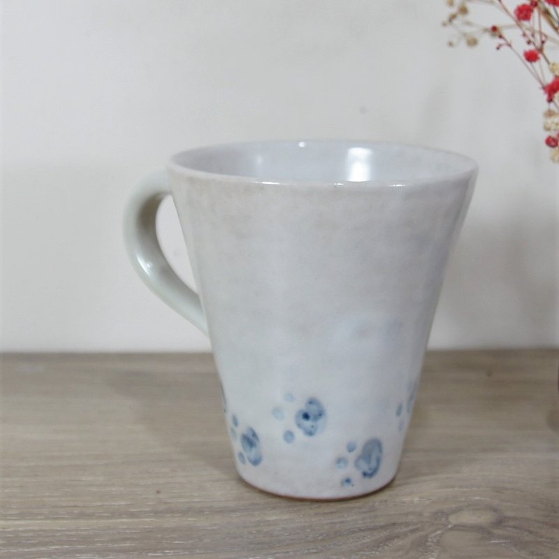 猫掌白釉马克杯,咖啡杯,茶杯,水杯-容量约240ml - 咖啡杯/马克杯 - 陶 白色