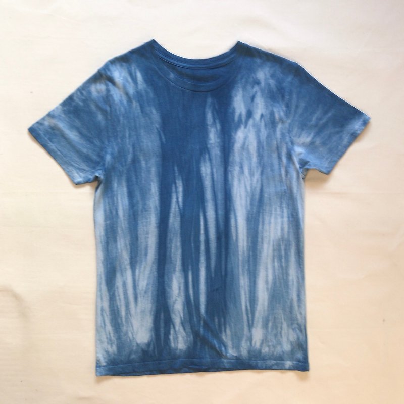 Waterfall No.2 Shibori - Indigo dyed 藍染 organic cotton size S - 女装 T 恤 - 棉．麻 蓝色