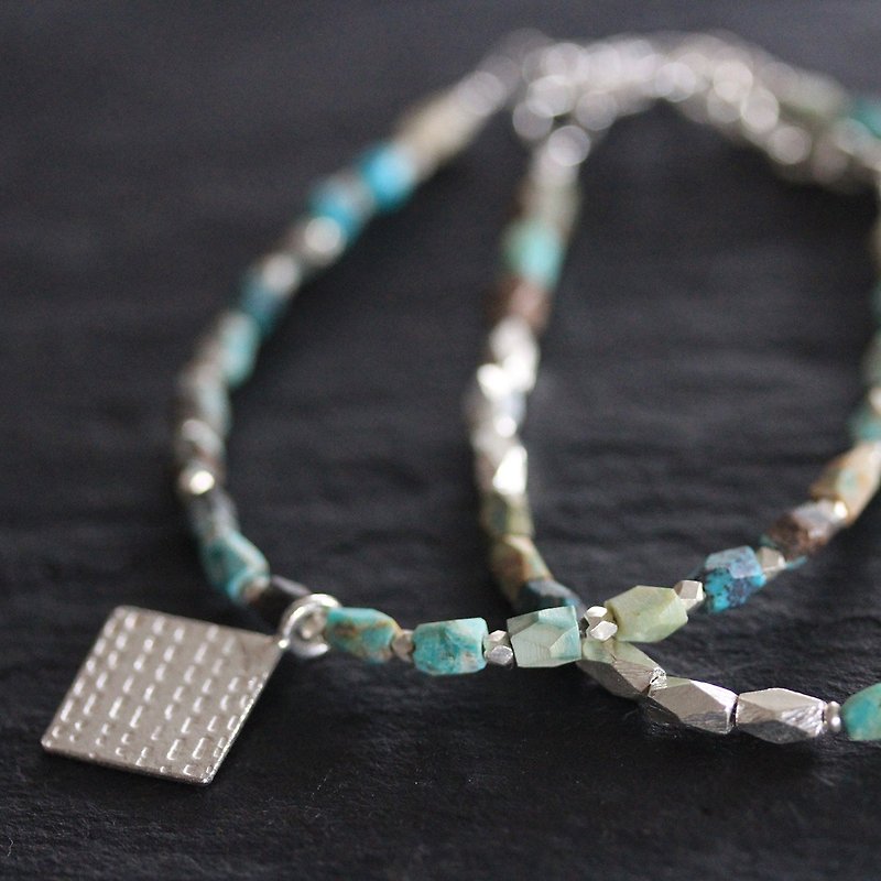Turquoise and silver beads with handmade silver pendant (B0070) - 手链/手环 - 银 银色