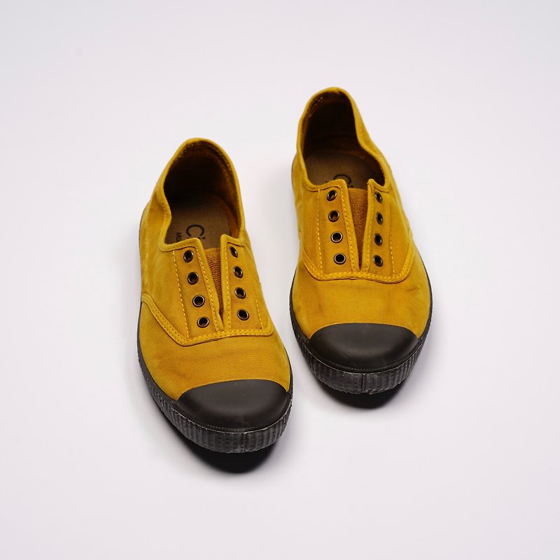 西班牙帆布鞋 CIENTA U70777 85 芥末黄 黑底 洗旧布料 大人 - 女款休闲鞋 - 棉．麻 黄色