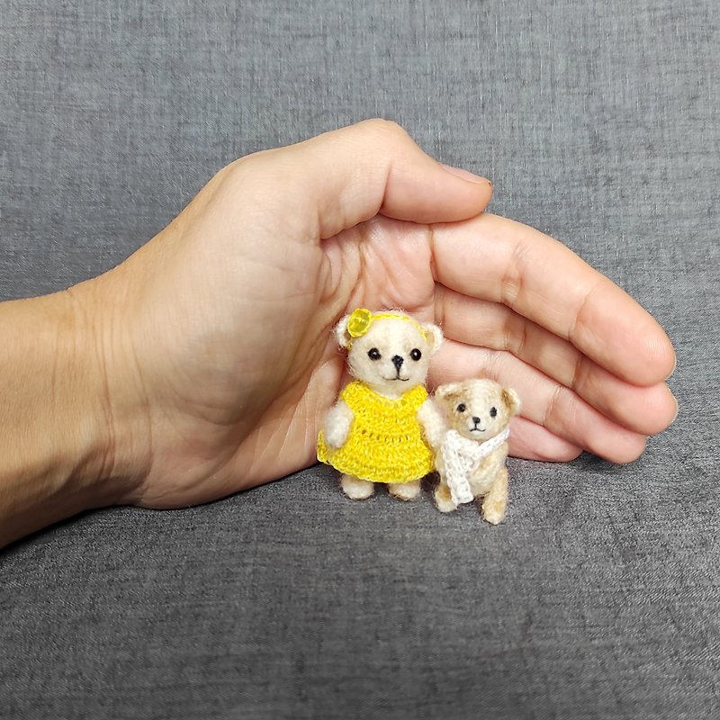miniature micro bears Mom and Son
