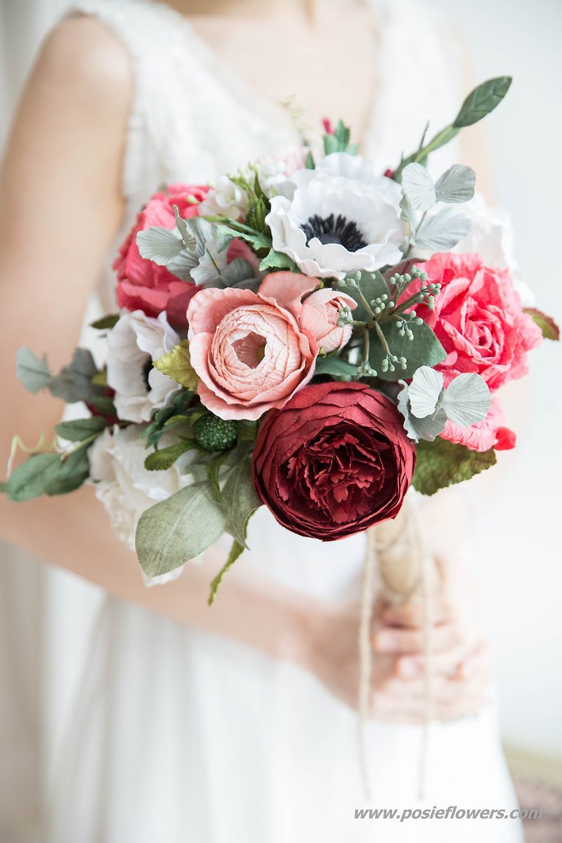 Red and Peach Anemone Bridal Bouquet - 木工/竹艺/纸艺 - 纸 红色