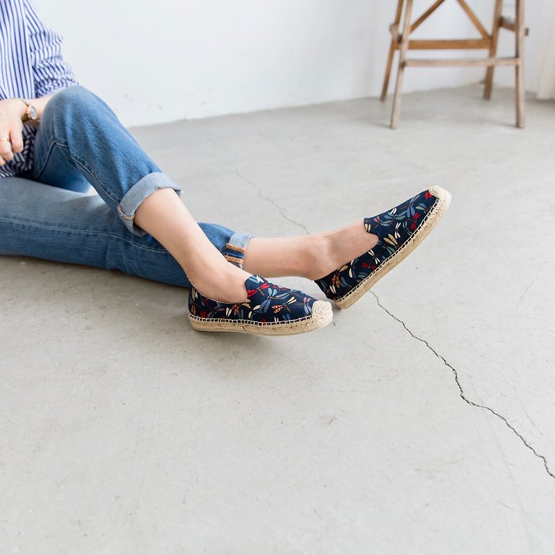 日本布料手工草编鞋-和风蜻蜓 绝版 出清品 - 女款休闲鞋 - 棉．麻 多色