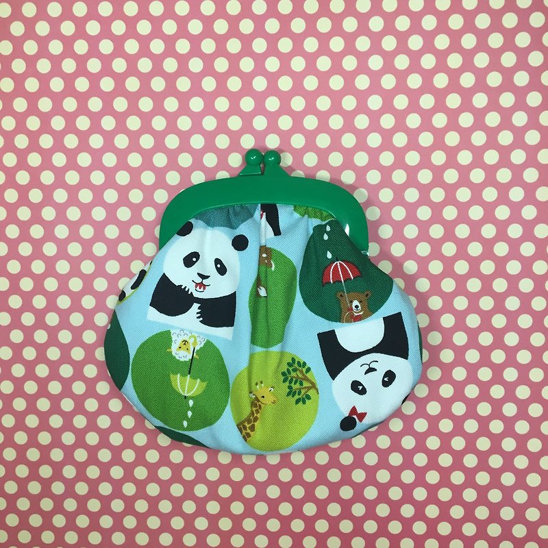 熊猫乐园口金化妆包/零钱包/耳机包/杂物包 - 化妆包/杂物包 - 棉．麻 绿色