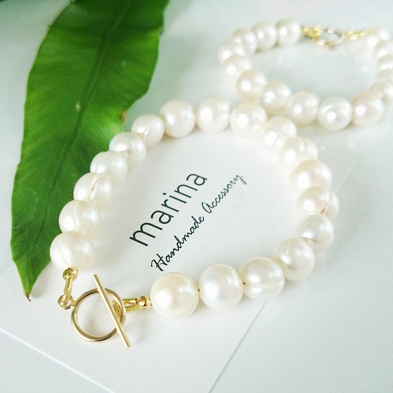 14kgf*peach shape baroque pearl bracelet - 手链/手环 - 宝石 白色