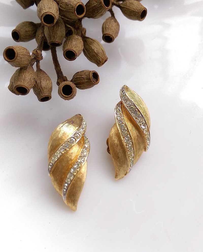 西洋古董饰品。KRAMER 细致优雅亮钻夹式耳环 - 耳环/耳夹 - 其他金属 金色