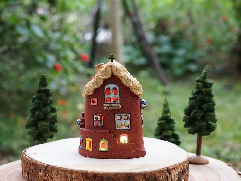 【灯屋 Lighted House】陶手作-可爱的家/不含木头配件跟手工树 - 灯具/灯饰 - 陶 