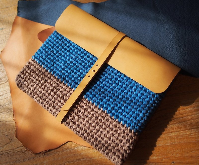 MacBook Case Handmade Two Tone Crochet with Nubuck Leather - 平板/电脑保护壳 - 真皮 蓝色