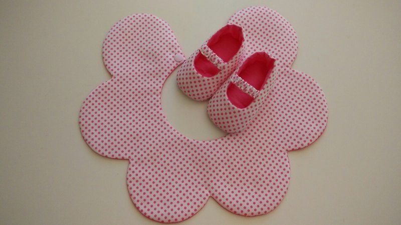 粉点点弥月礼物 花型围兜+婴儿鞋 - 满月礼盒 - 其他材质 粉红色