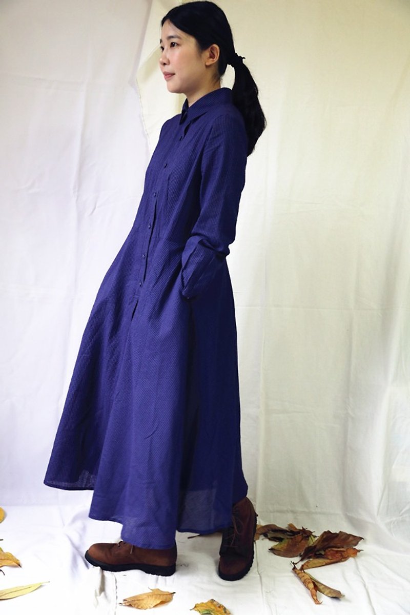 【掷布为衣 秘密花园】纯棉盐缩蓝色条纹A摆连衣裙 - 洋装/连衣裙 - 棉．麻 蓝色