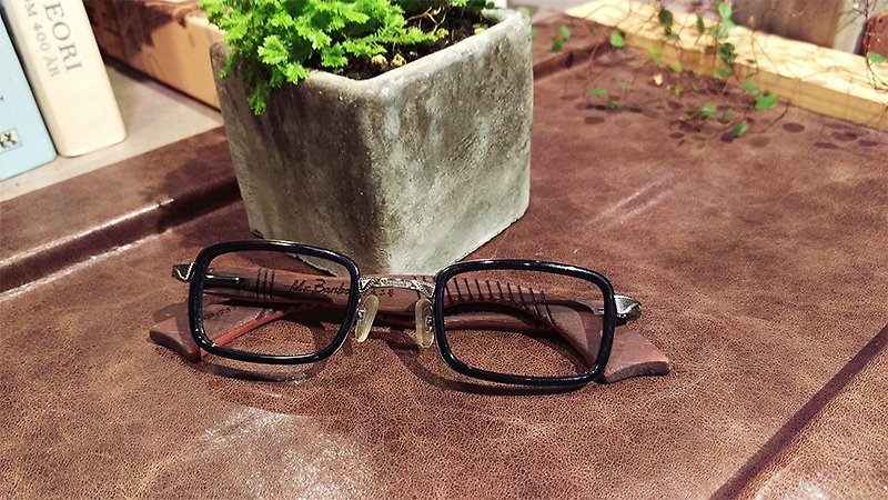 台湾手工眼镜【MB】系列 ­独家专利 手感工艺美学­之行动艺术品 - 眼镜/眼镜框 - 竹 黑色